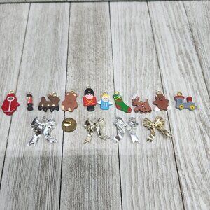Vintage Mini Christmas Wooden Pendant Charms and Plastic Bows - Set Of 15